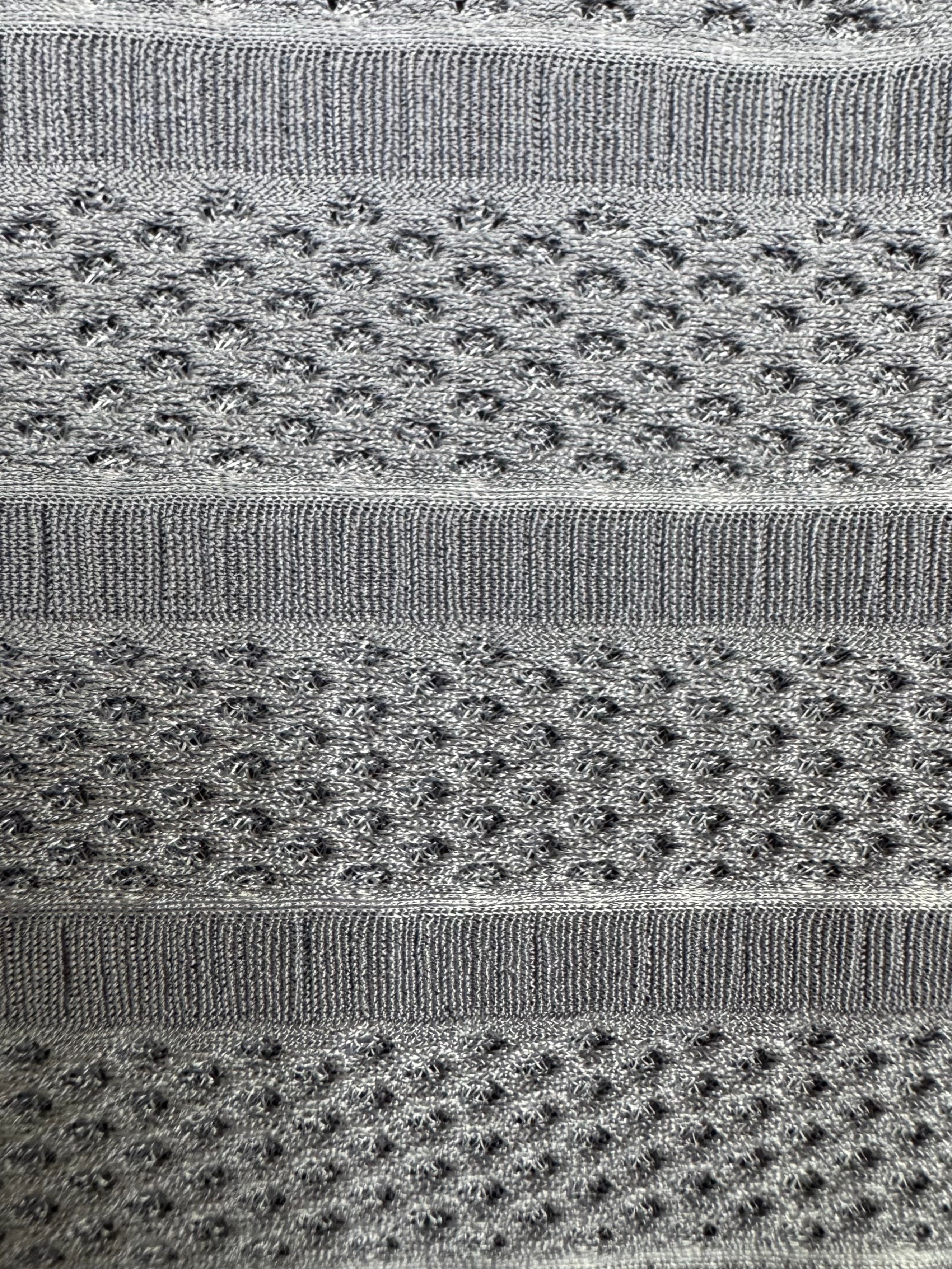 Stitchless Textured Zip-Neck Polo