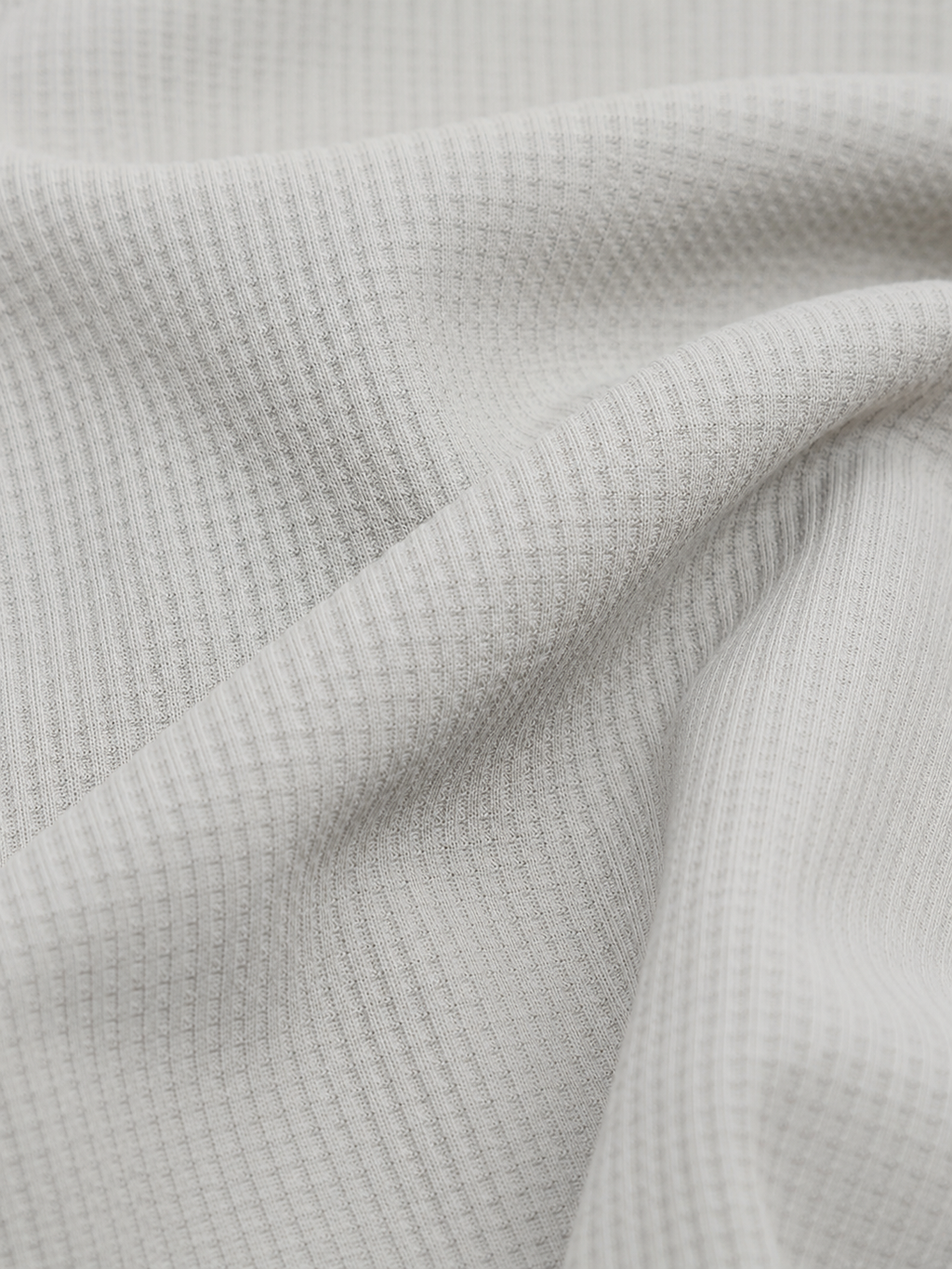 Stitchless Textured Zip-Neck Polo