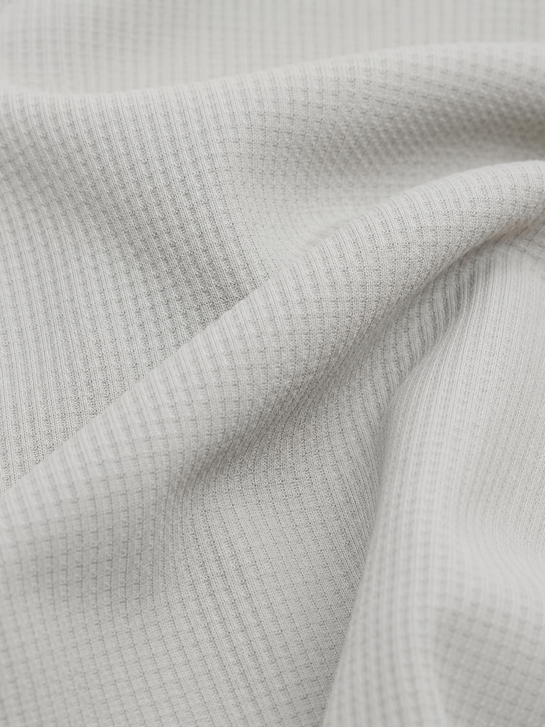 Stitchless Textured Zip-Neck Polo