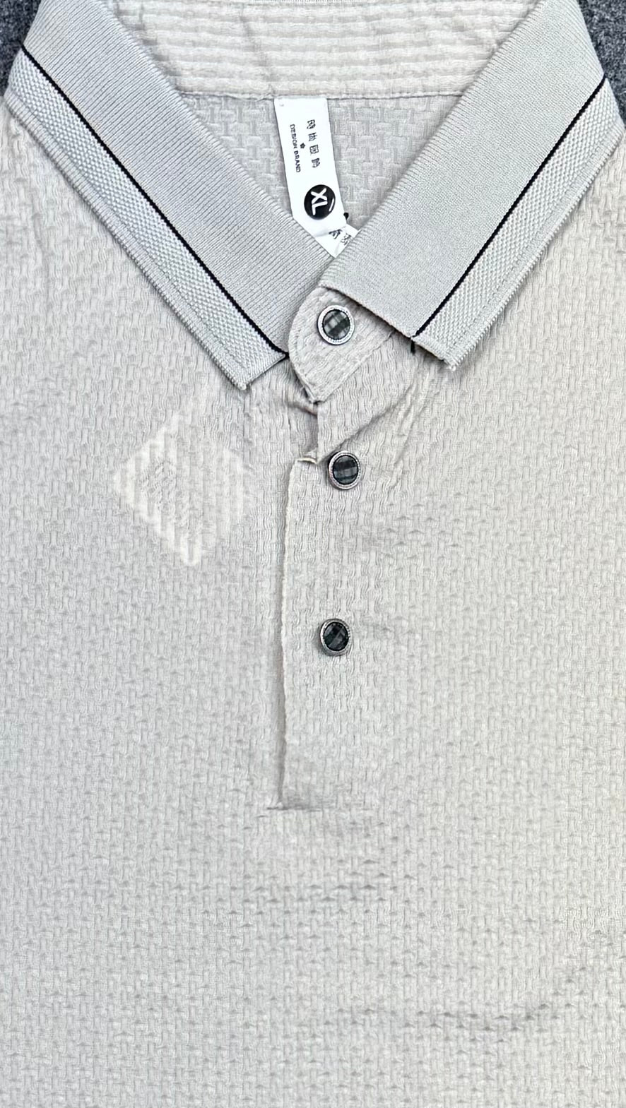 Stitchless Nylon Self Textured Grey Polo